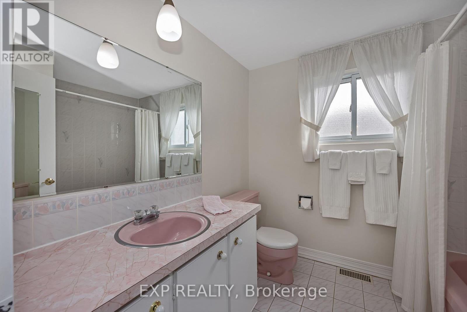 2161 Valley Drive Property Photo 21