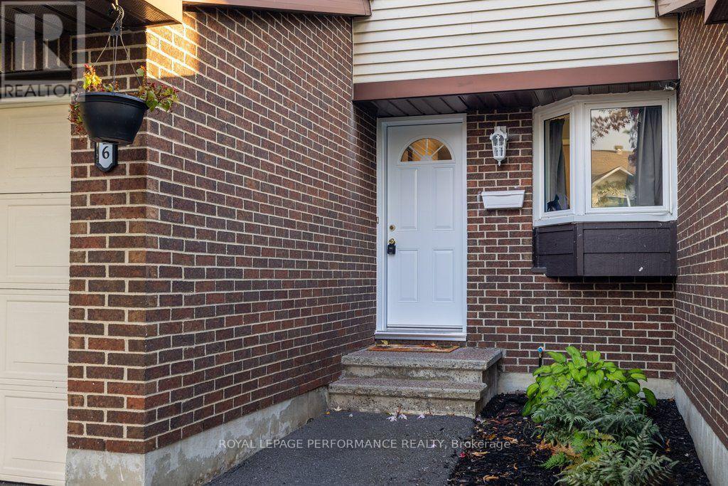 93 - 6816 Bilberry Drive Property Photo 2