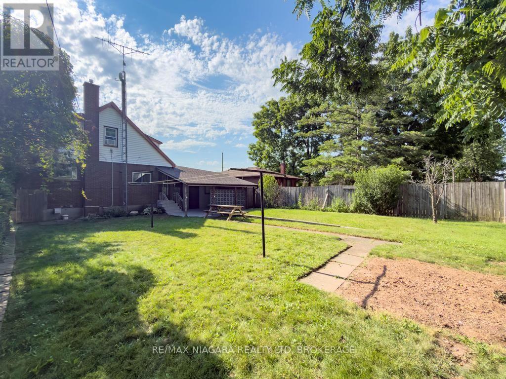 5576 Desson Avenue Property Photo 48