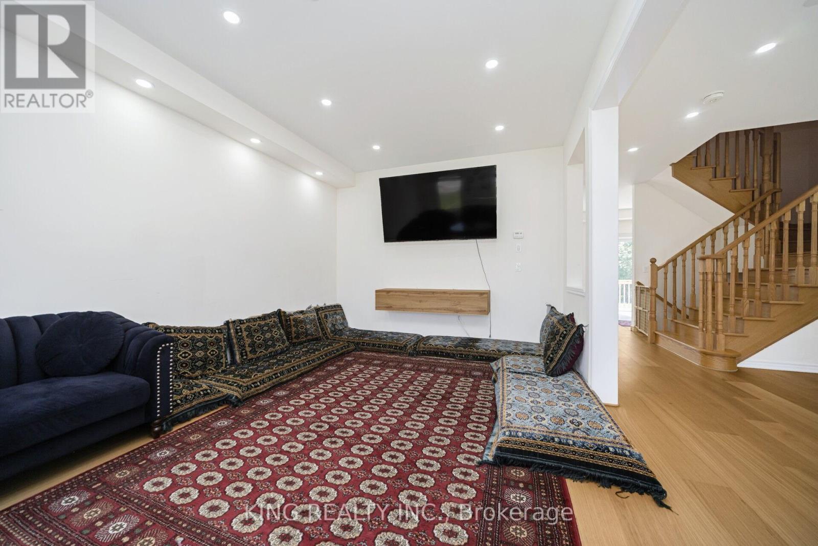 7 Todd Crescent Property Photo 9