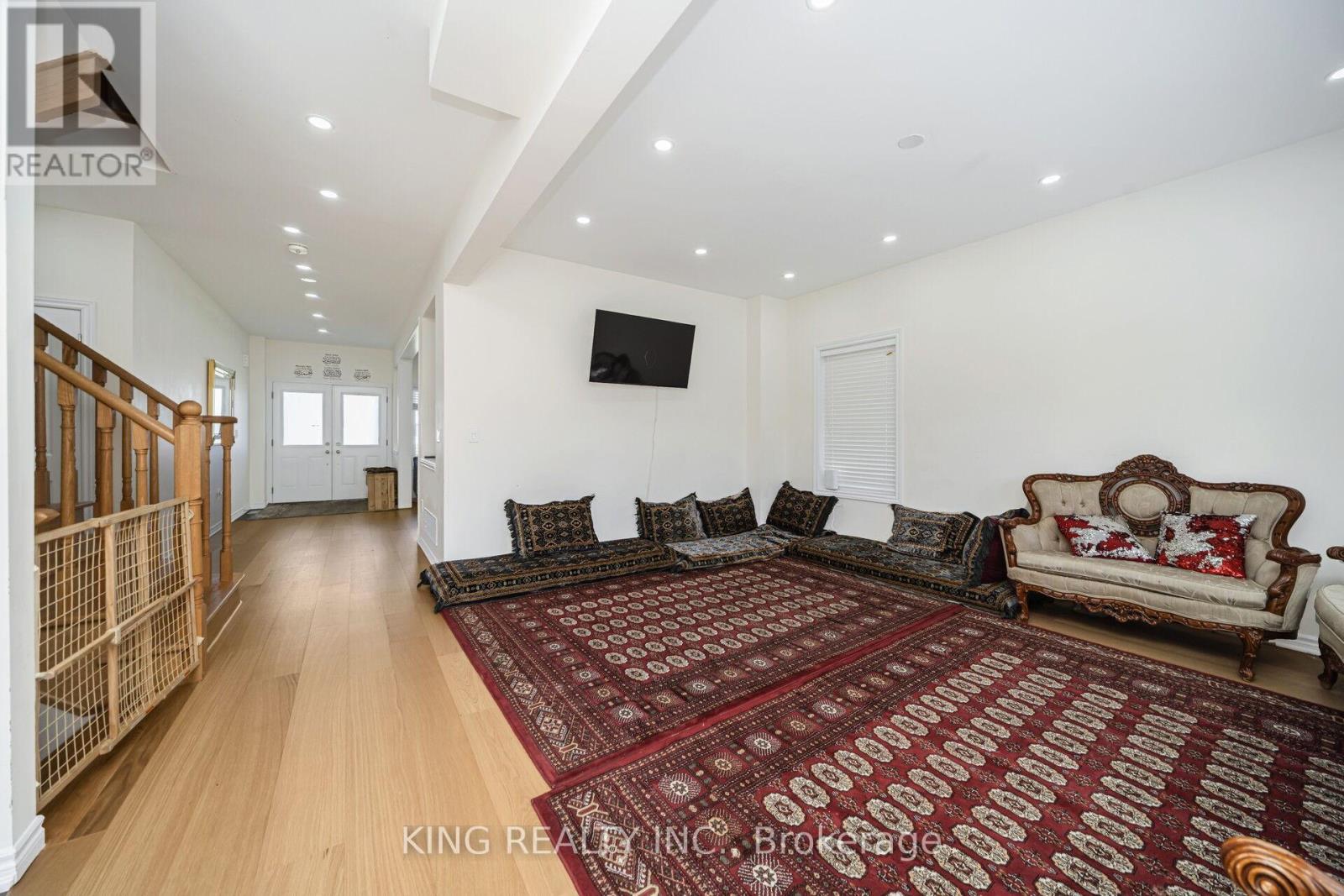 7 Todd Crescent Property Photo 14
