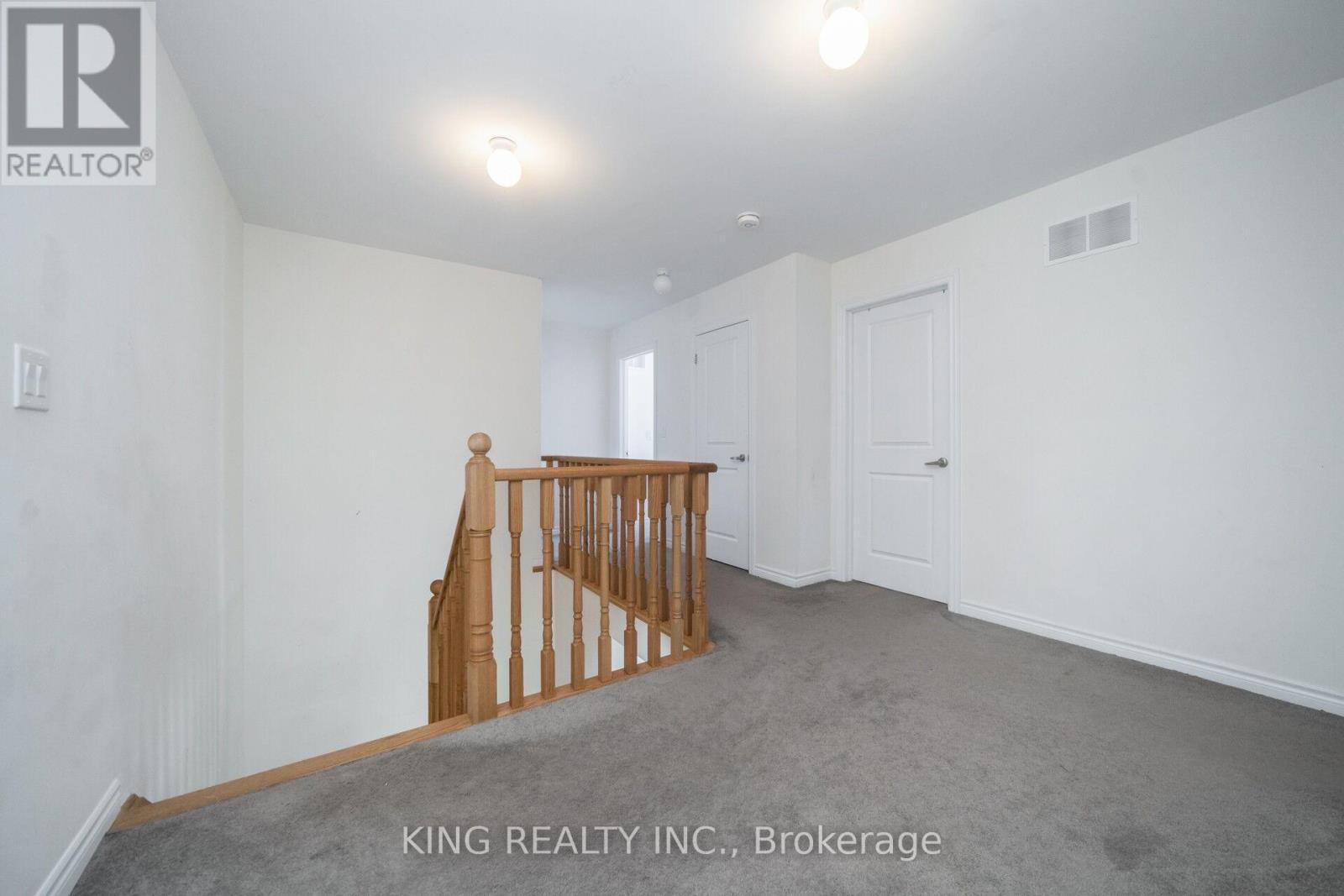 7 Todd Crescent Property Photo 24