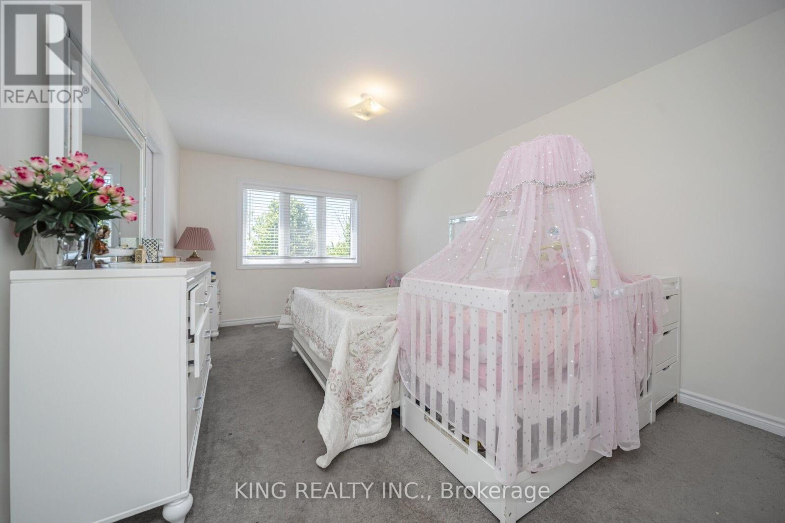 7 Todd Crescent Property Photo 25