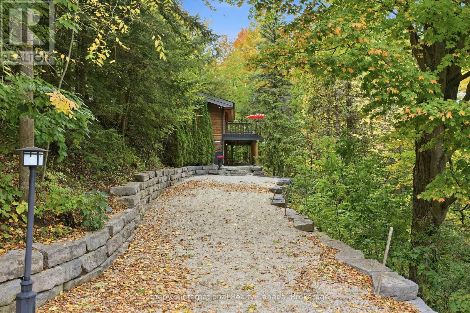 146 Chamonix Crescent Property Photo 2