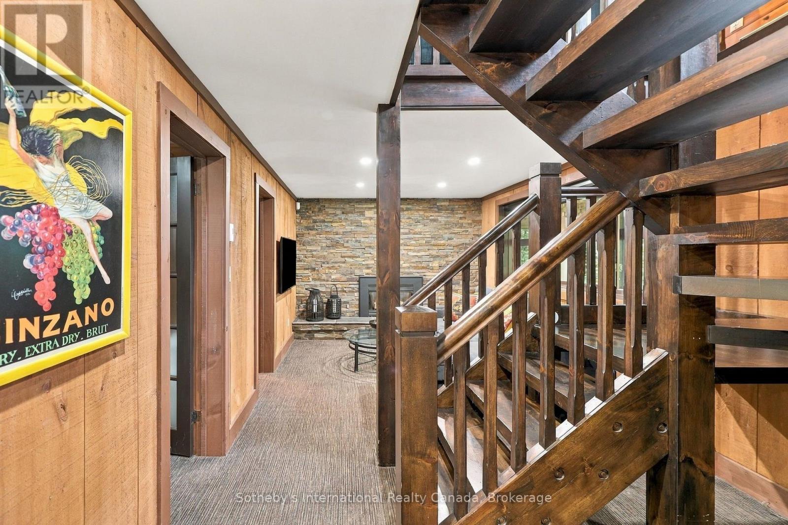 146 Chamonix Crescent Property Photo 7