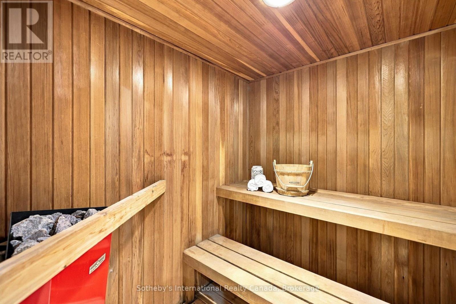 146 Chamonix Crescent Property Photo 14