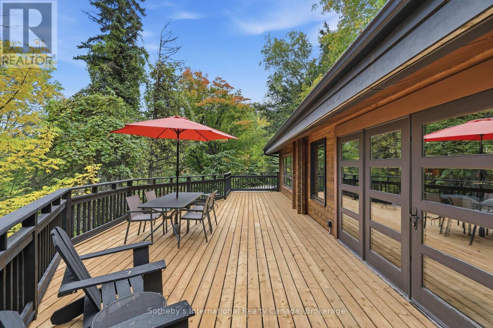 146 Chamonix Crescent Property Photo 30