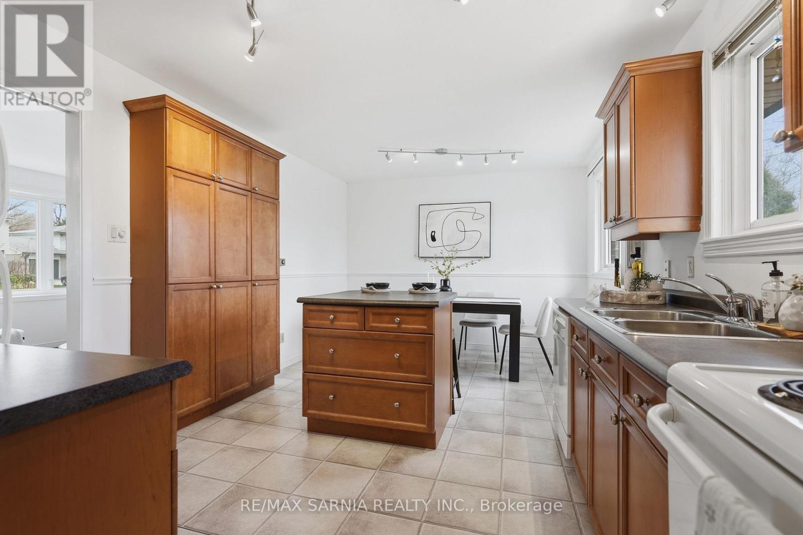 159 Estella Court Property Photo 11