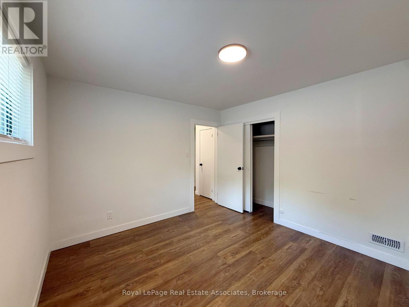 2 - 171 Huron Street Property Photo 10