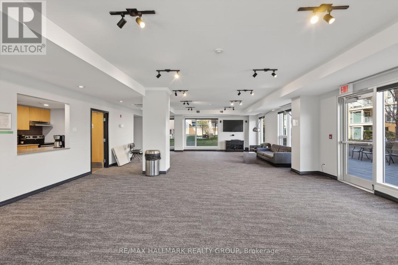 405 - 250 Lett Street Property Photo 34