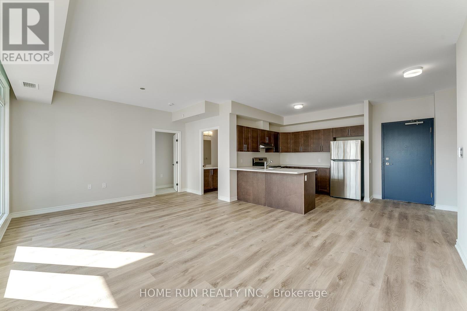 302 - 397 Codds Road Property Photo 7