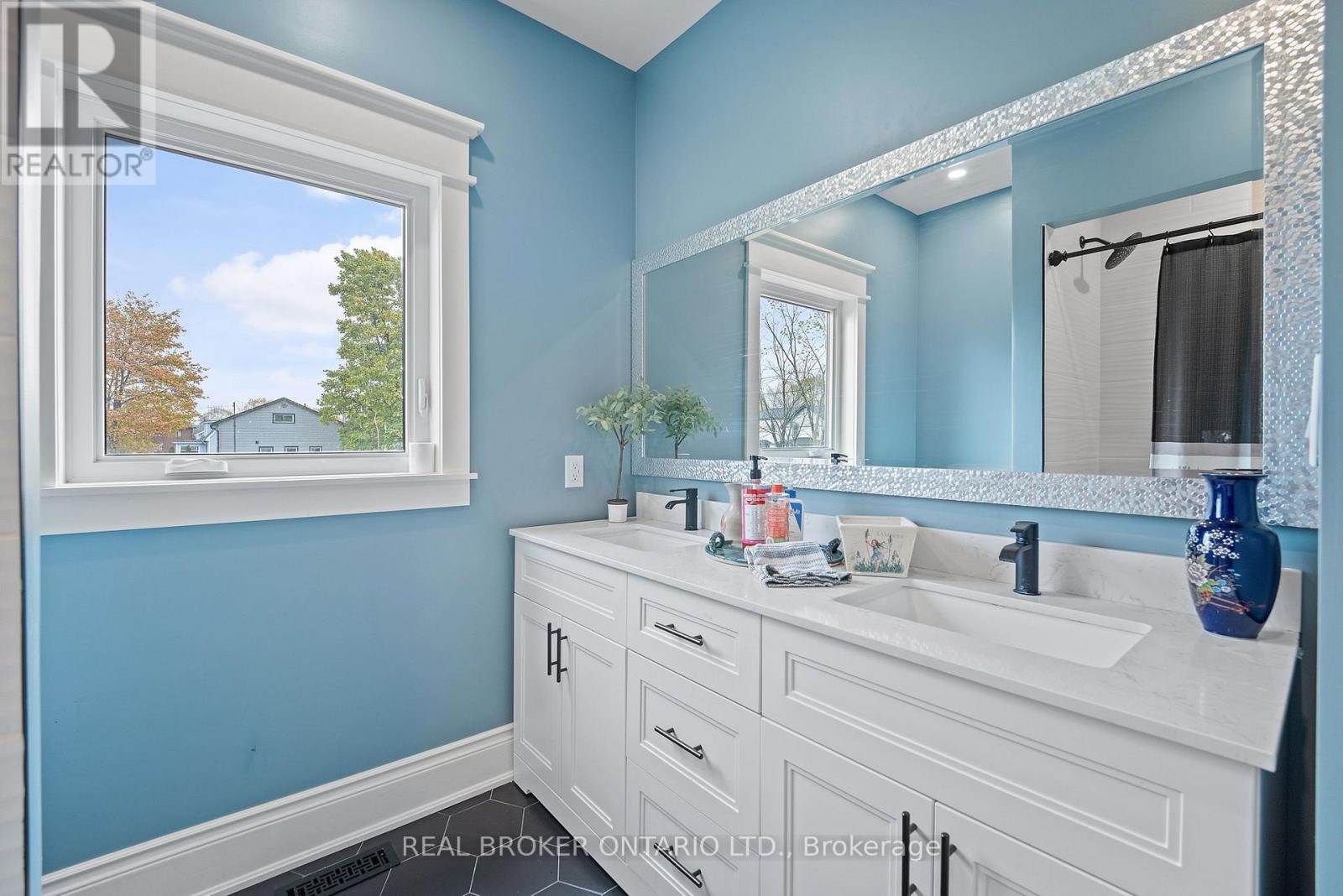 3809 Netherby Road Property Photo 20