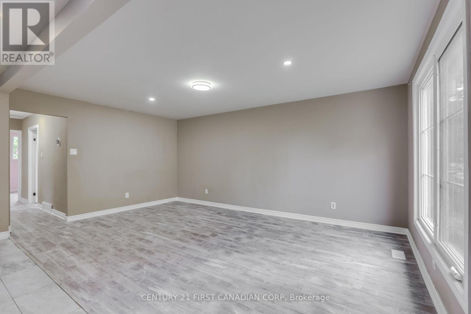 Main - 63 Renny Crescent Property Photo 6