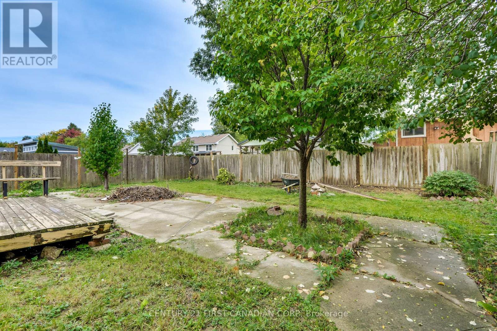 Main - 63 Renny Crescent Property Photo 18