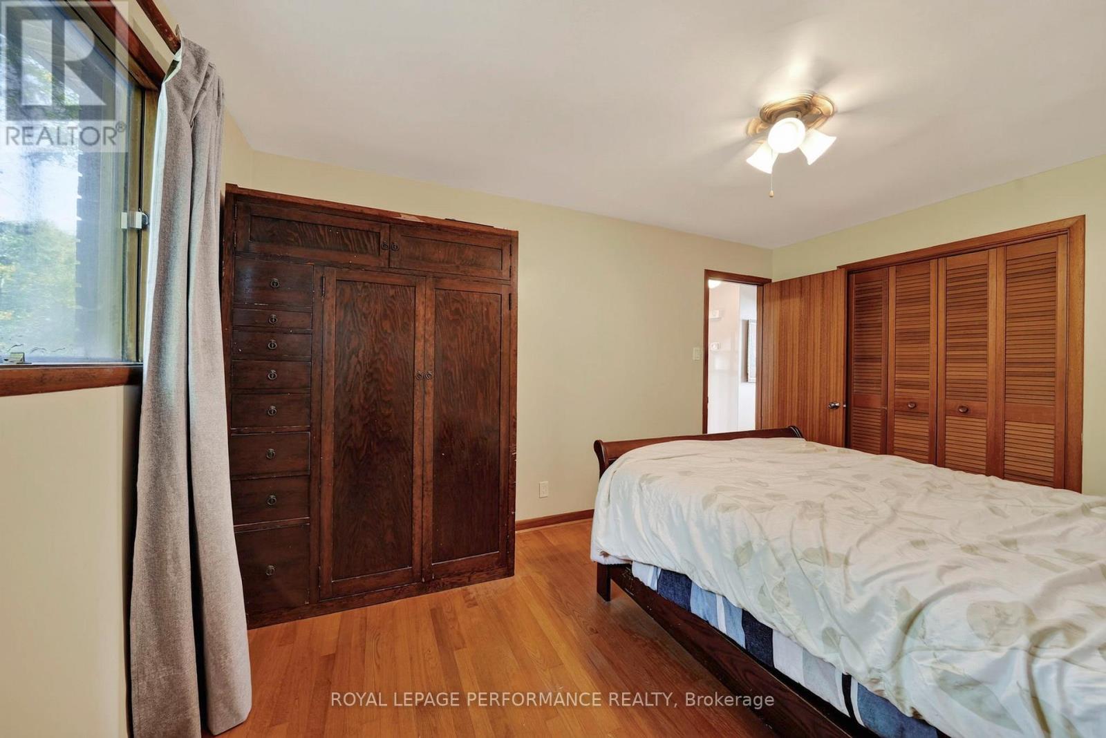 2761 Ross Avenue Property Photo 22