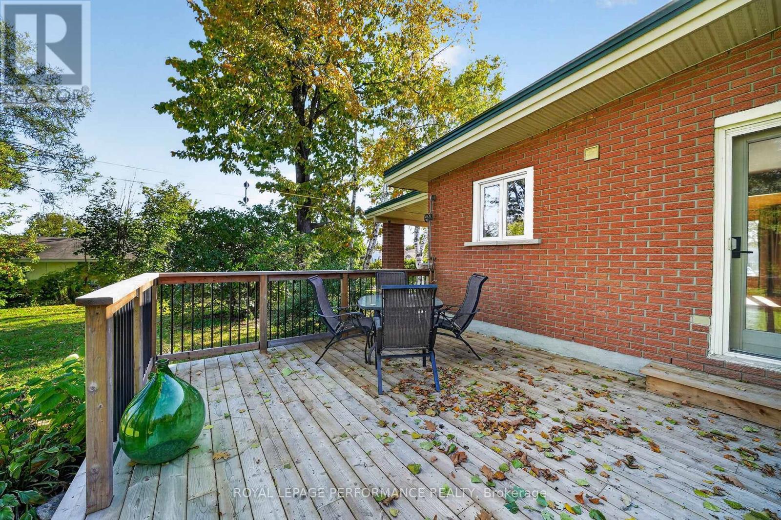 2761 Ross Avenue Property Photo 43