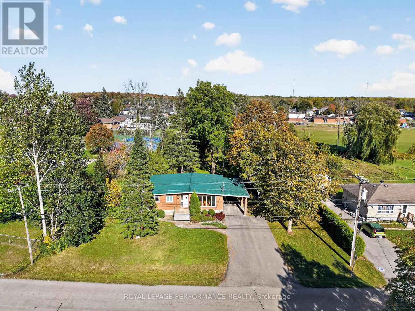 2761 Ross Avenue Property Photo 47