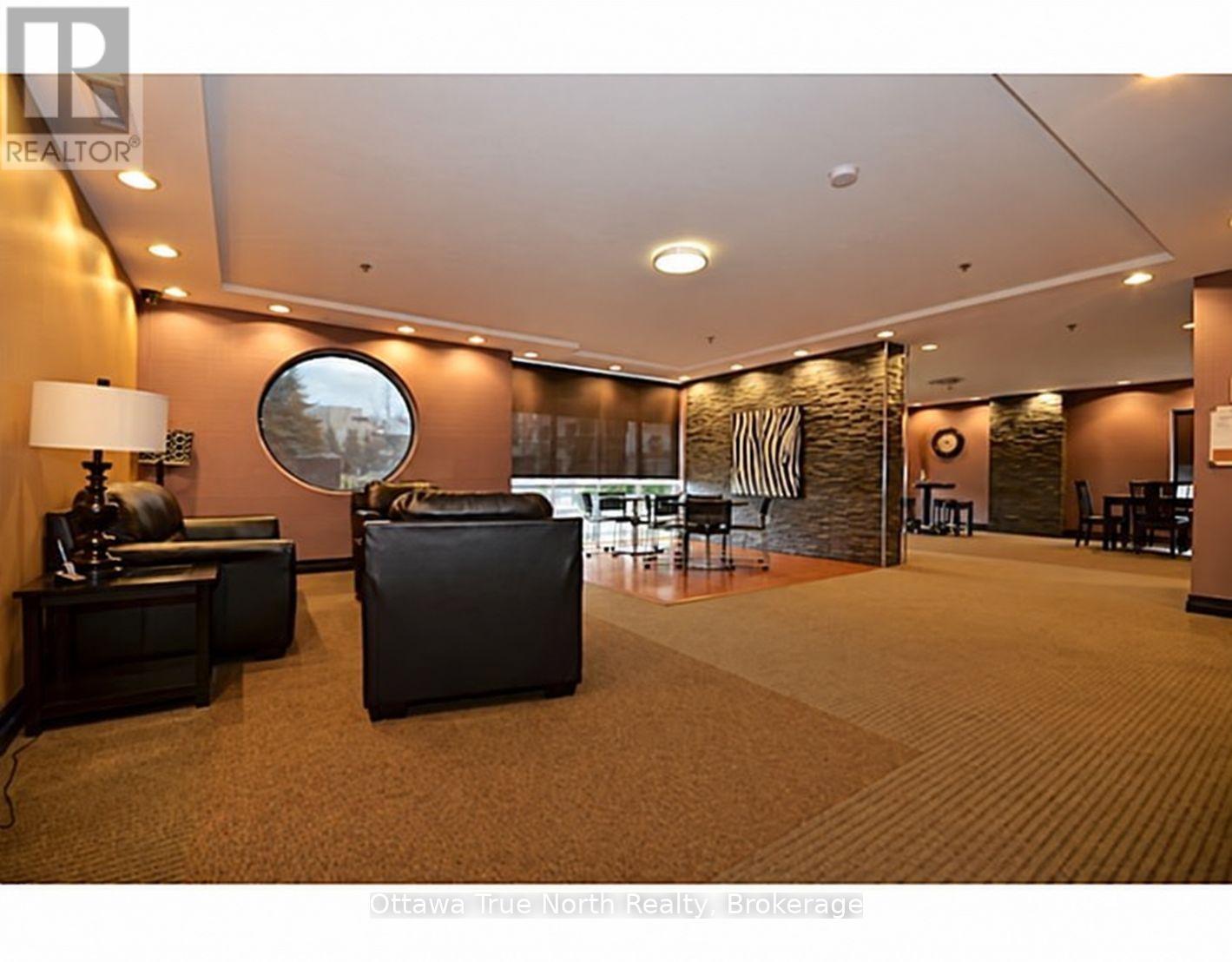 710 - 314 Central Park Drive Property Photo 5