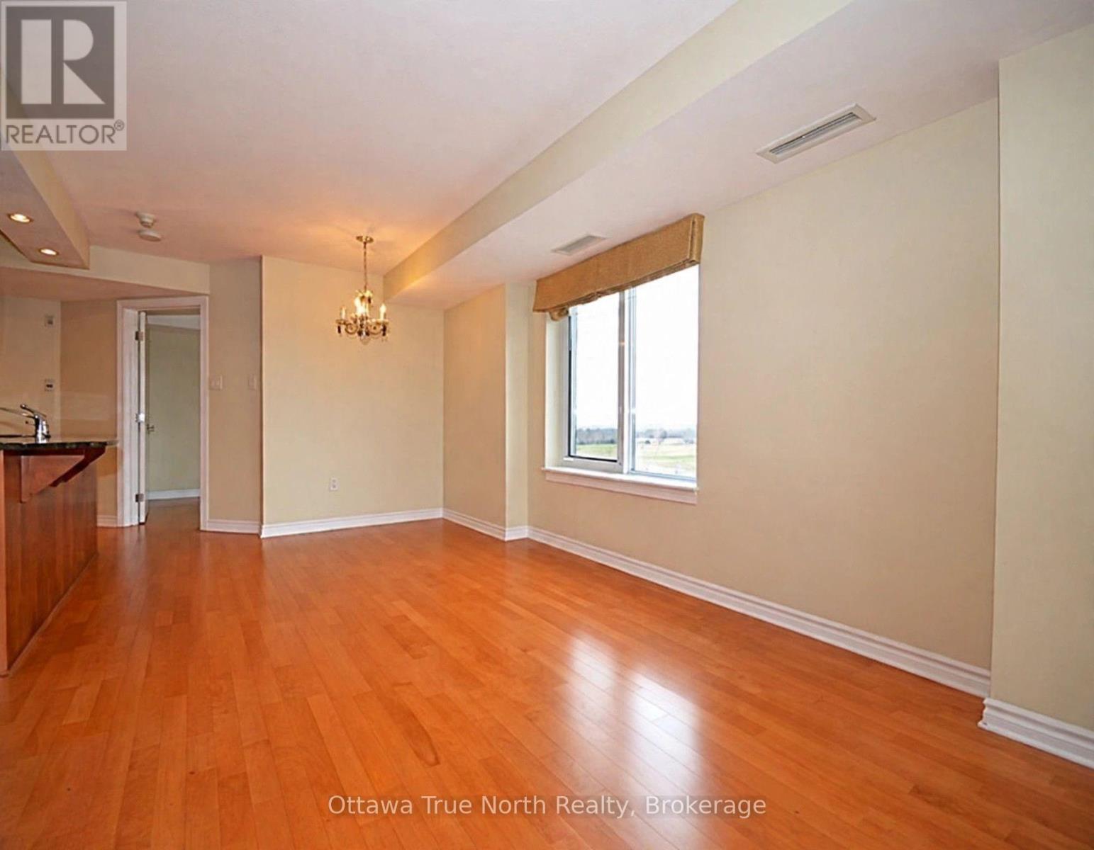 710 - 314 Central Park Drive Property Photo 13