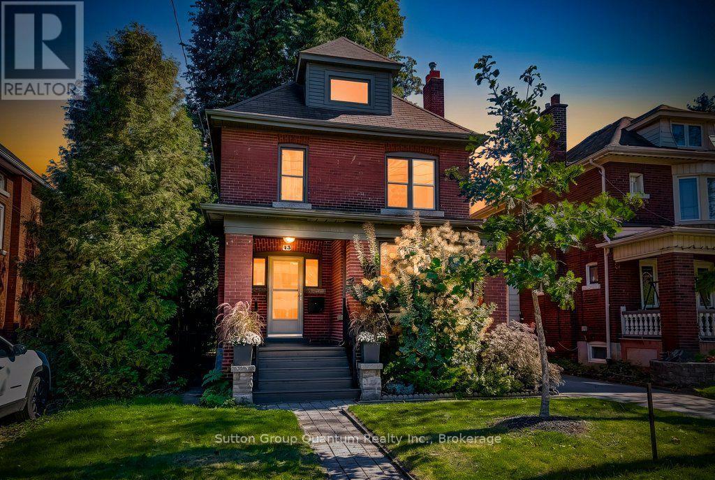 43 Rosslyn Avenue S Photo de la propriété 1