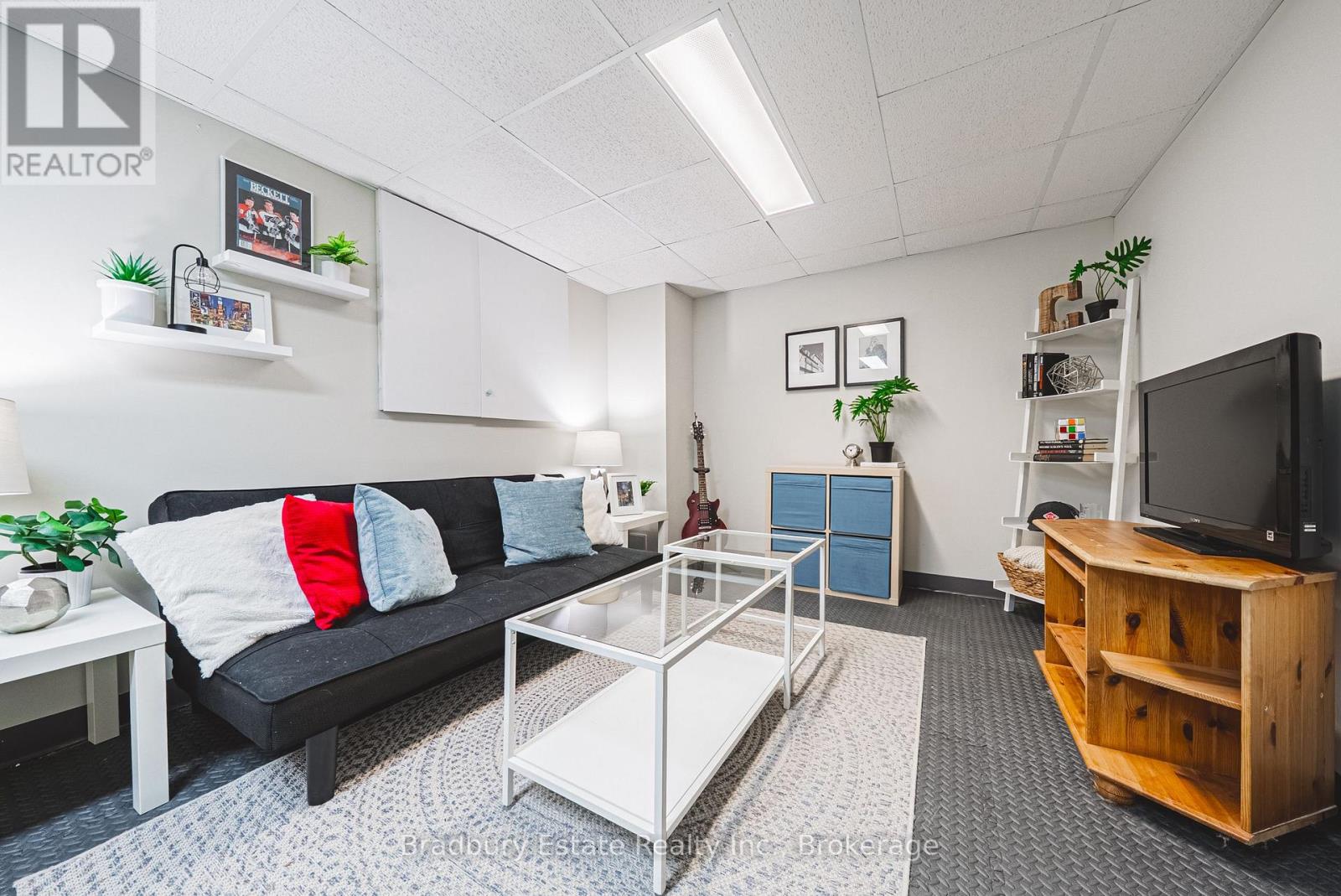 100 Chudleigh Street Property Photo 30