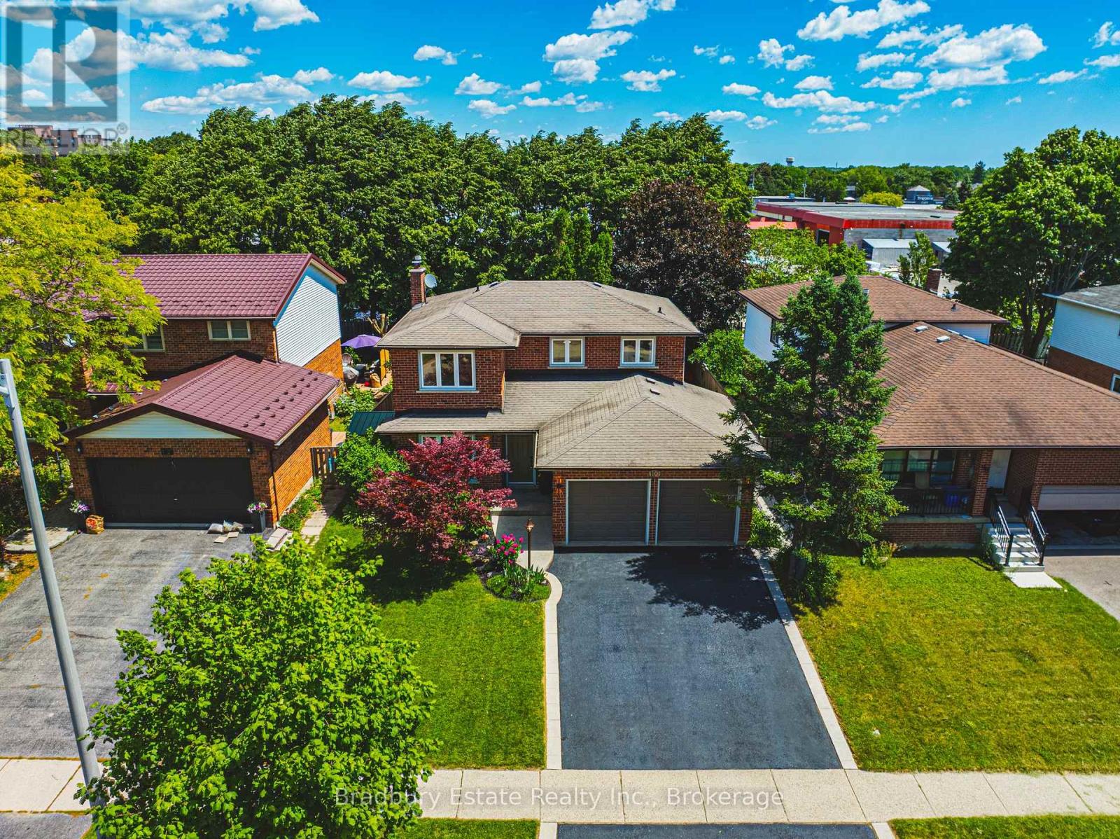 100 Chudleigh Street Property Photo 46