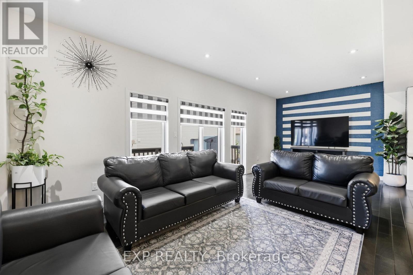 665 Greenhill Avenue E Property Photo 12