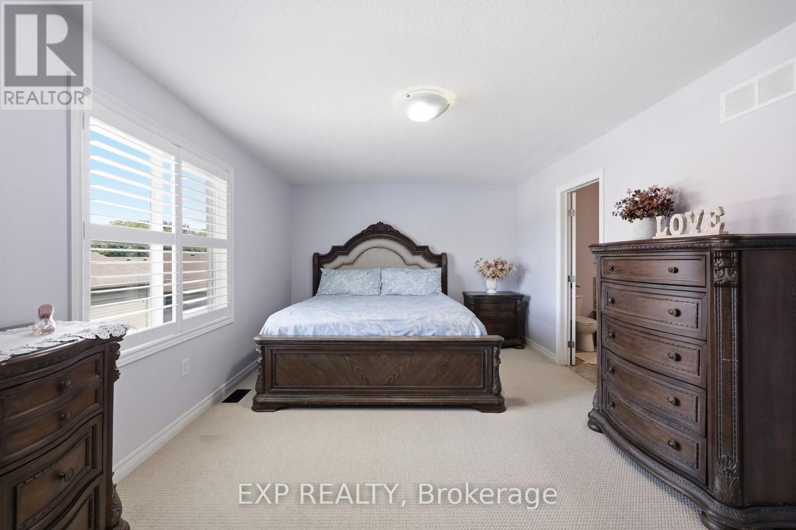 665 Greenhill Avenue E Property Photo 21