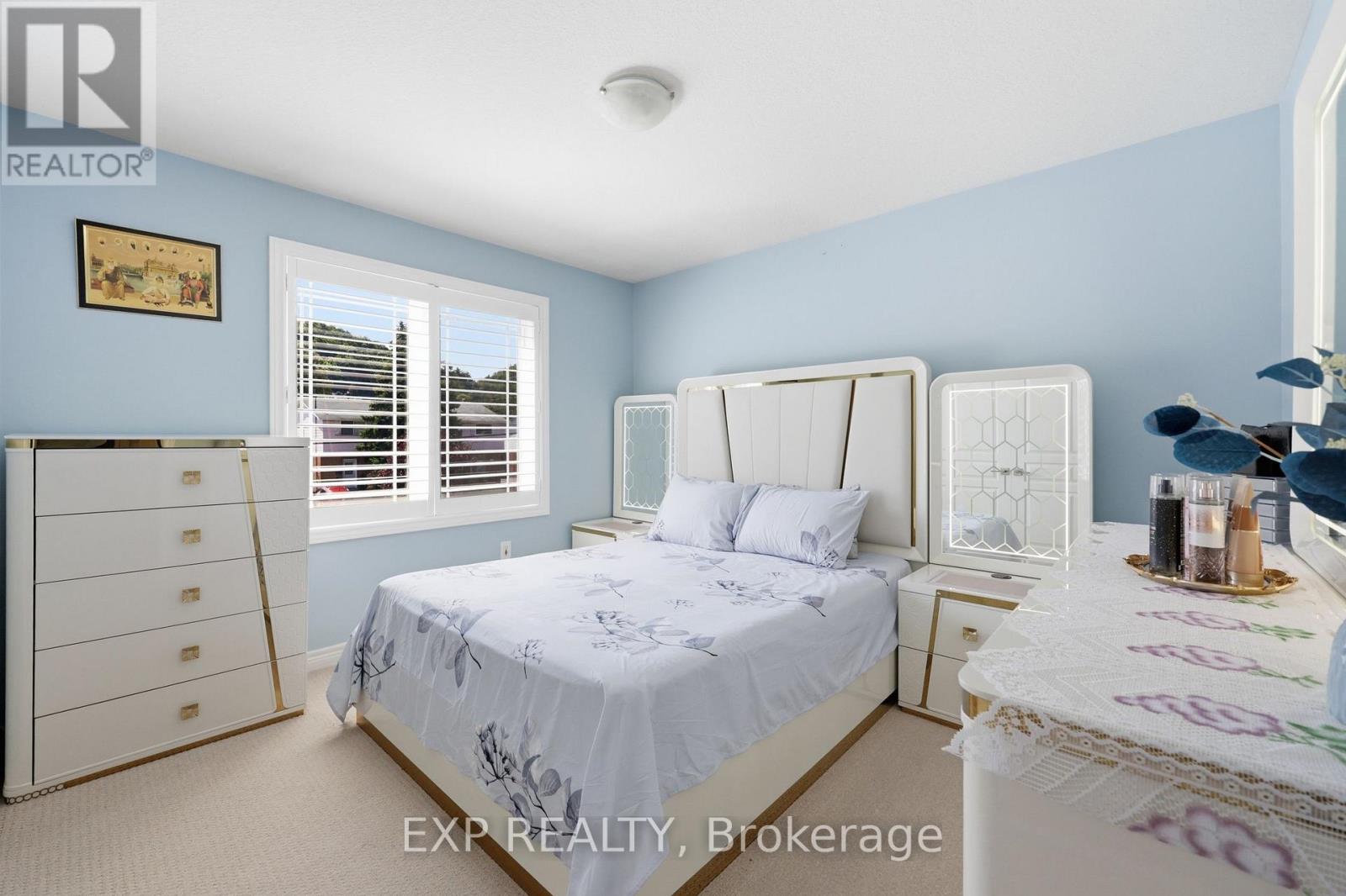 665 Greenhill Avenue E Property Photo 26