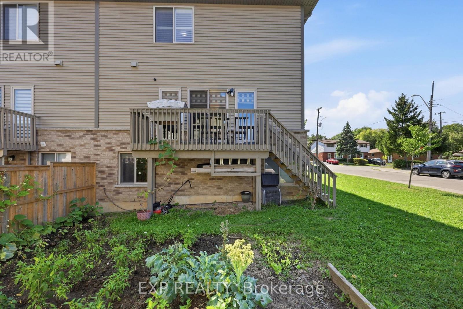 665 Greenhill Avenue E Property Photo 37