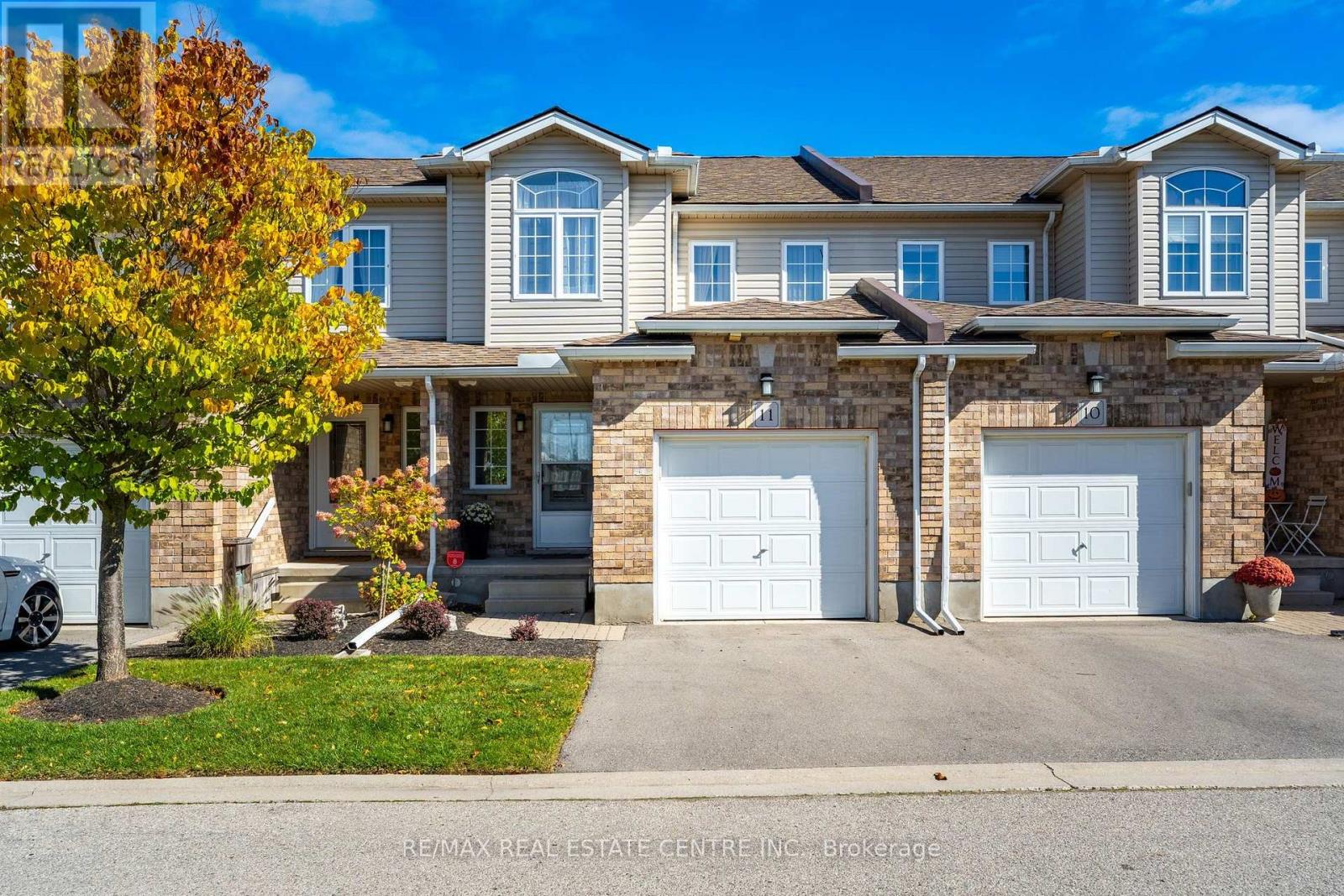11 - 20 Shackleton Drive Property Photo 1