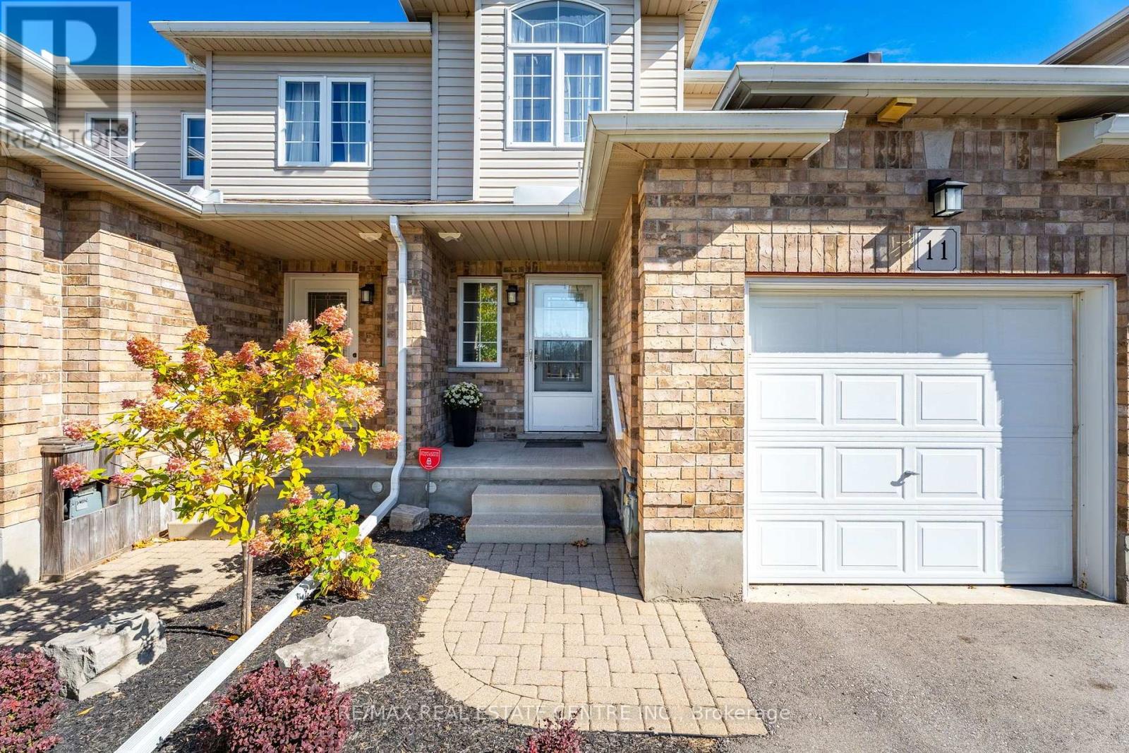 11 - 20 Shackleton Drive Property Photo 2