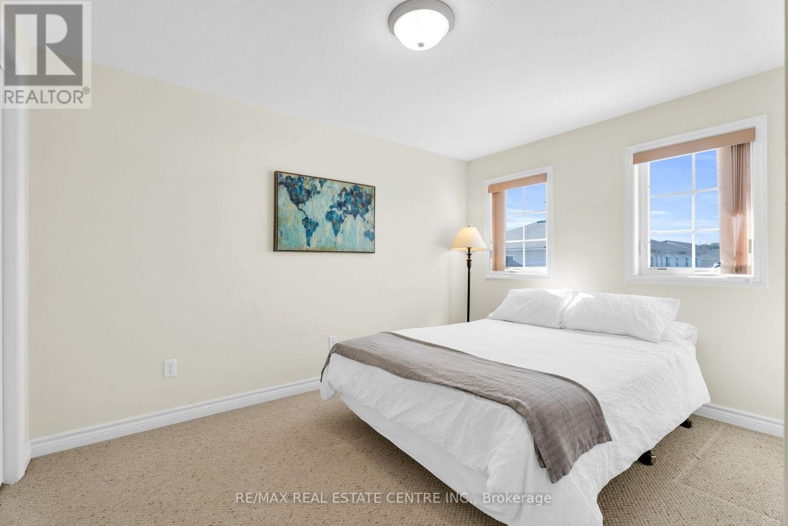 11 - 20 Shackleton Drive Property Photo 26