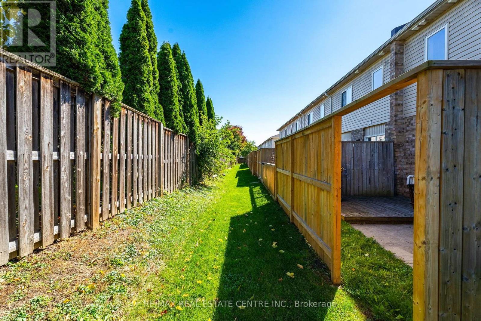 11 - 20 Shackleton Drive Property Photo 33