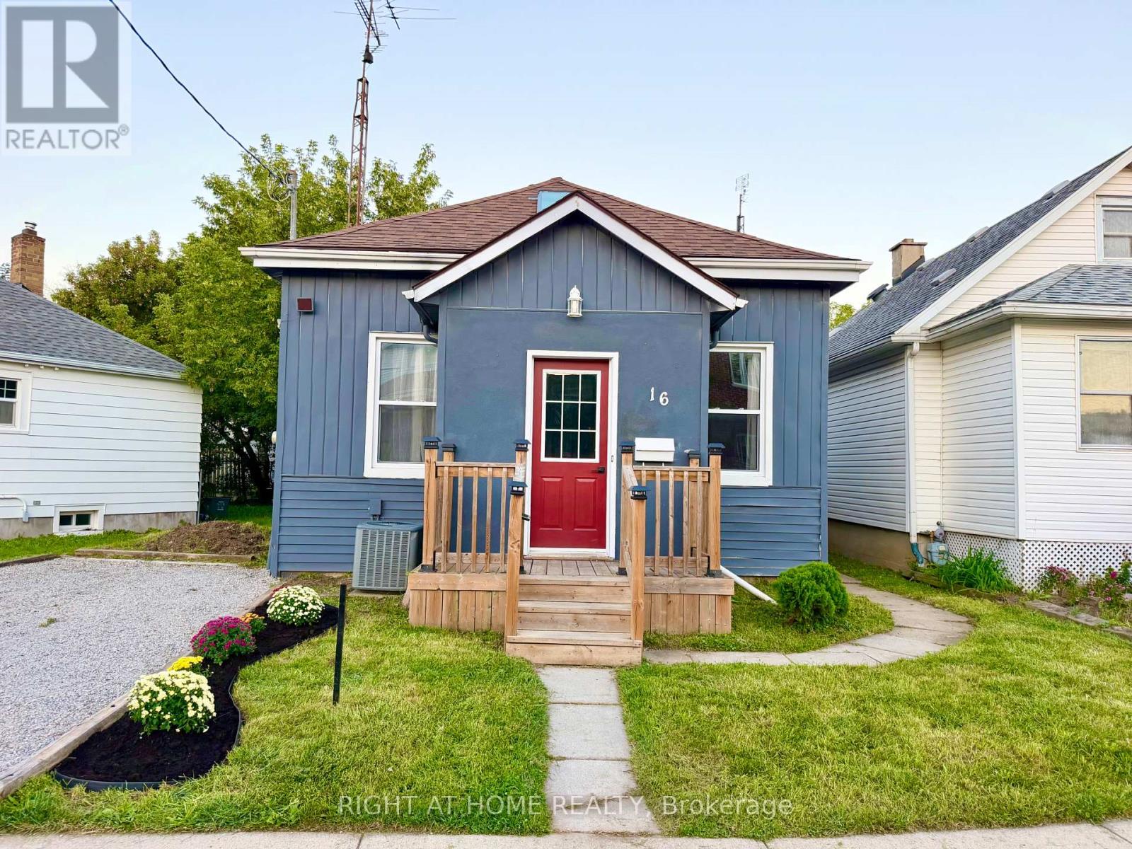 16 East Street Property Photo 1
