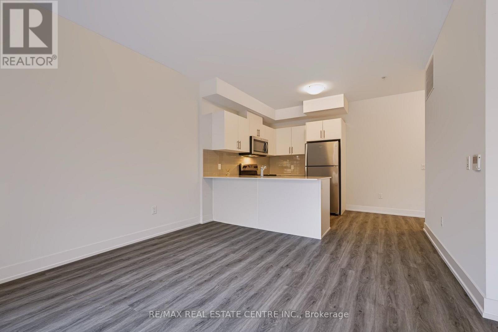 106 - 1000 Lackner Place Property Photo 14