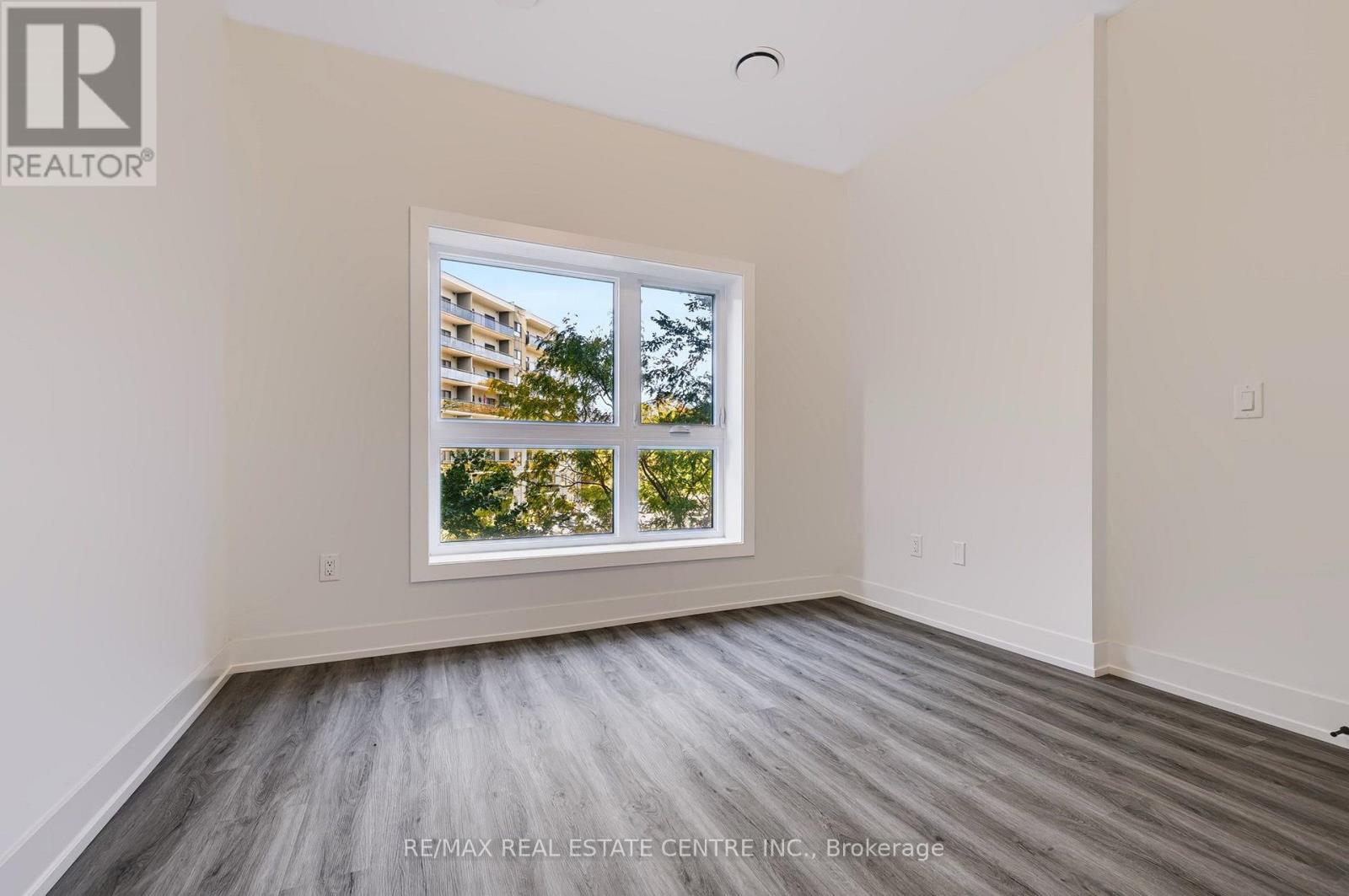 106 - 1000 Lackner Place Property Photo 15