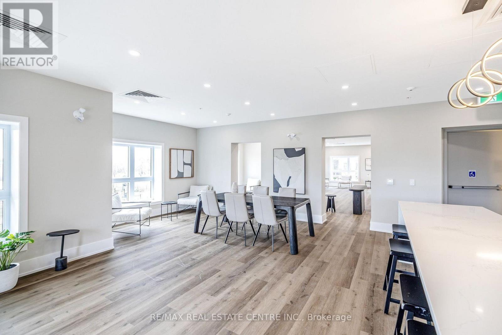 106 - 1000 Lackner Place Property Photo 20