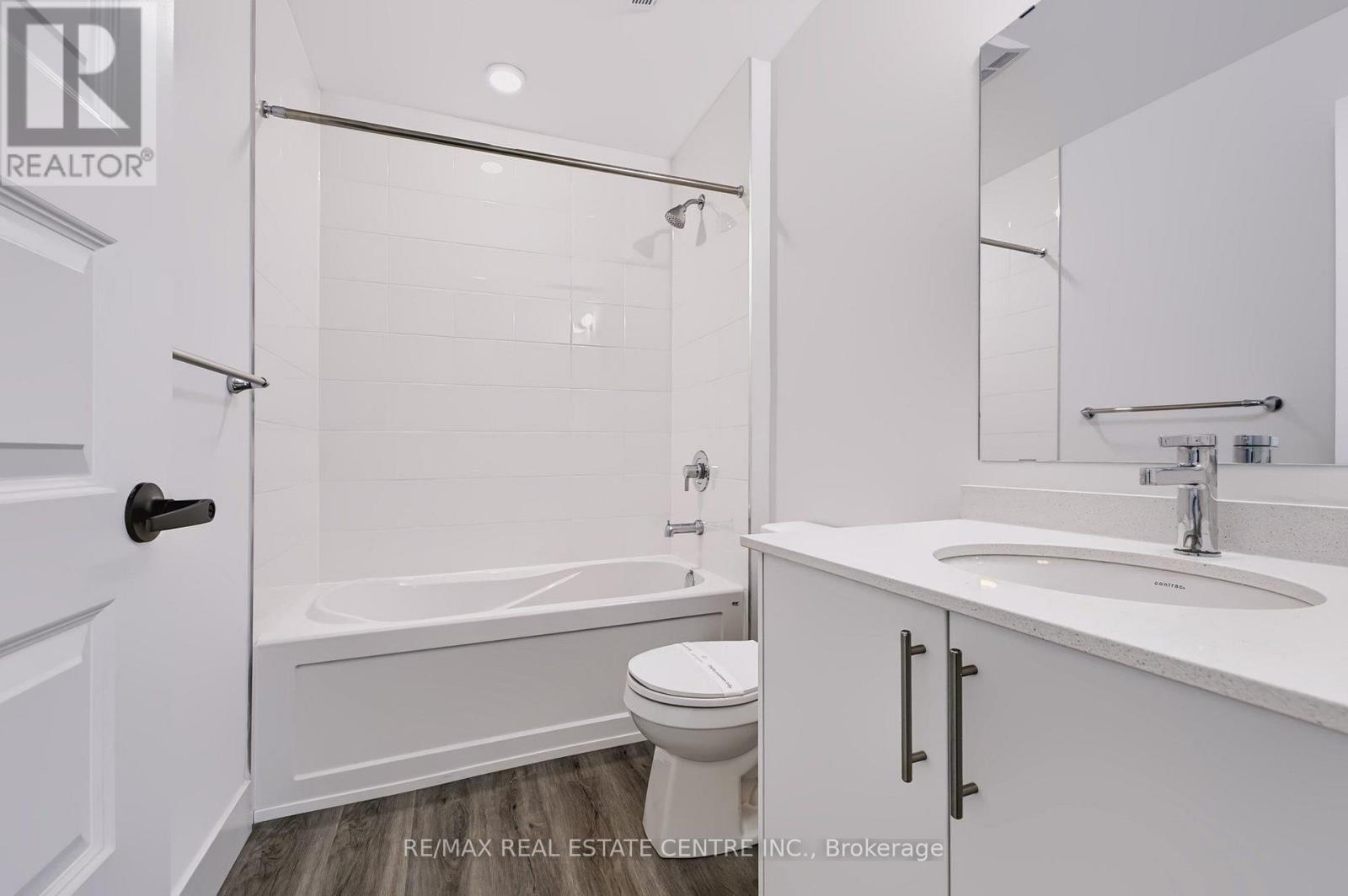 313 - 1000 Lackner Place Property Photo 21