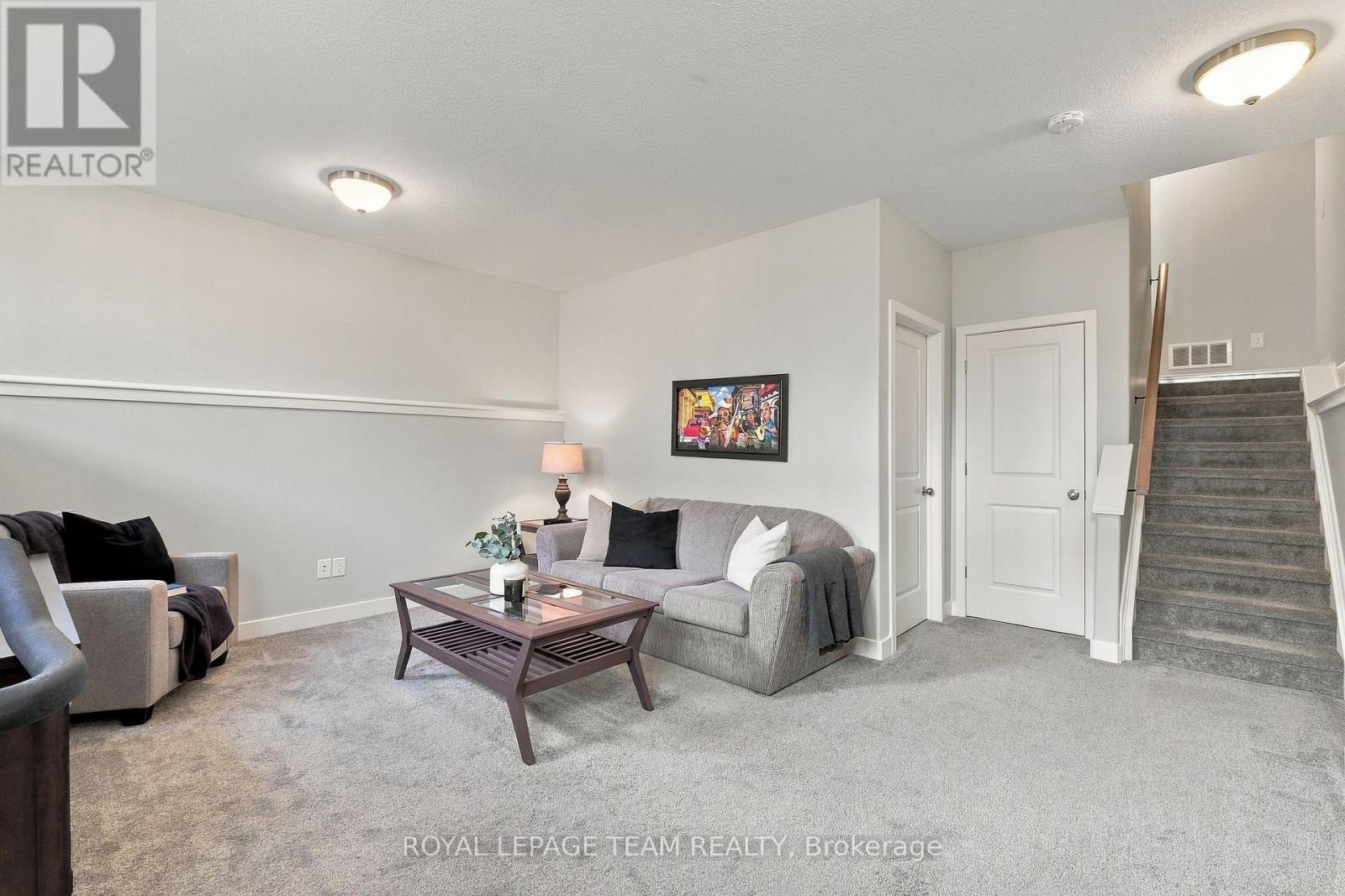 163 Ferrara Drive Property Photo 32