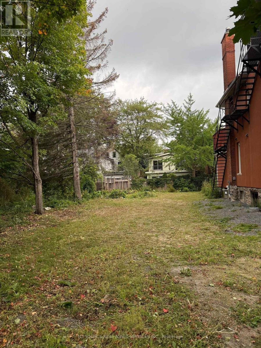 323 Daly Avenue Property Photo 5