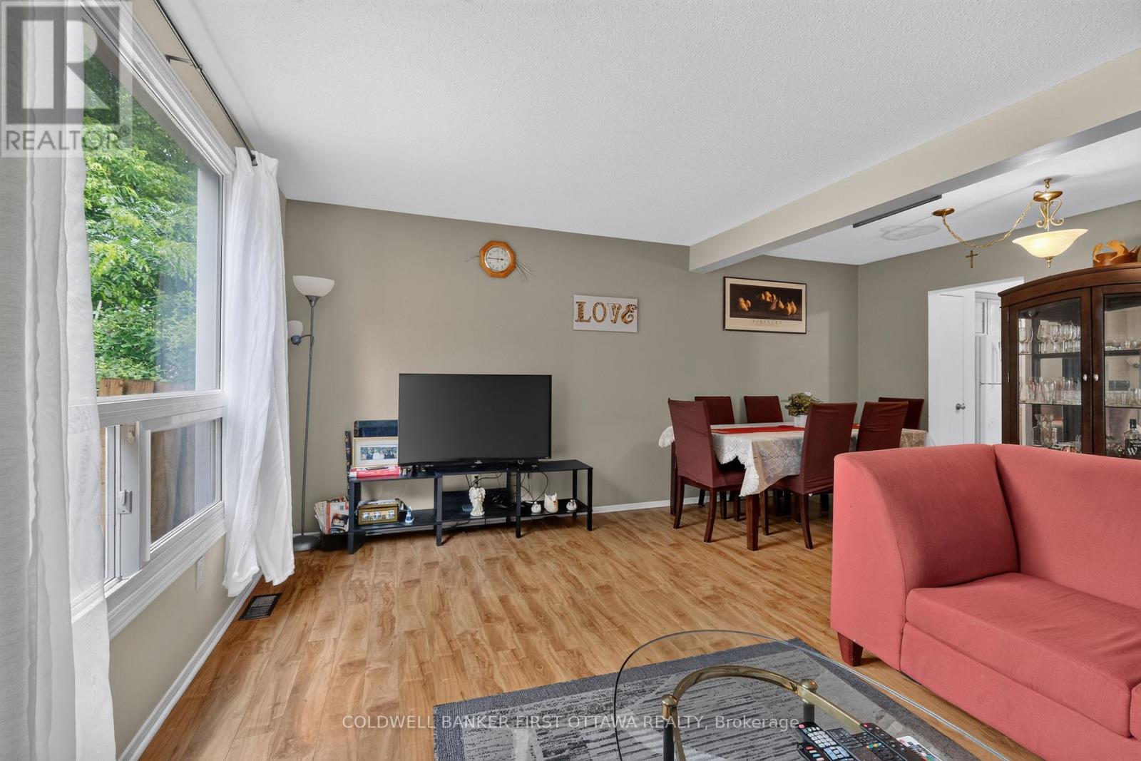 98 - 1444 Palmerston Drive Property Photo 7