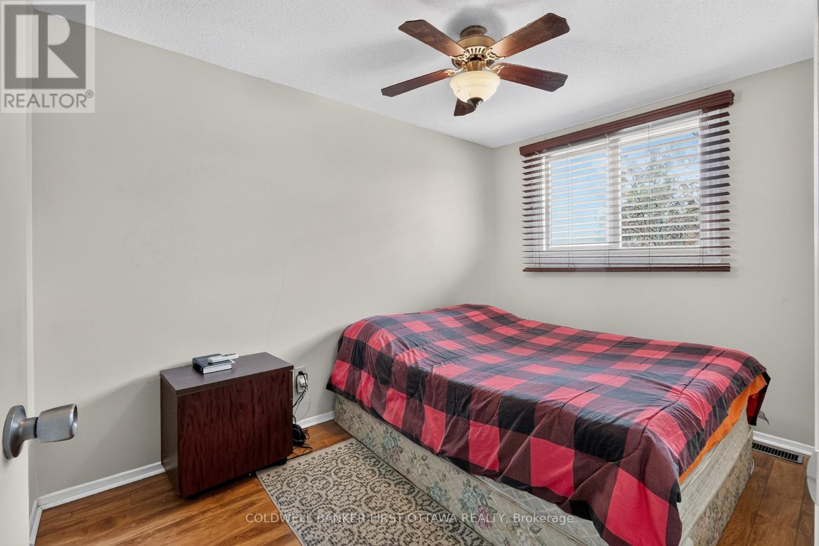 98 - 1444 Palmerston Drive Property Photo 19