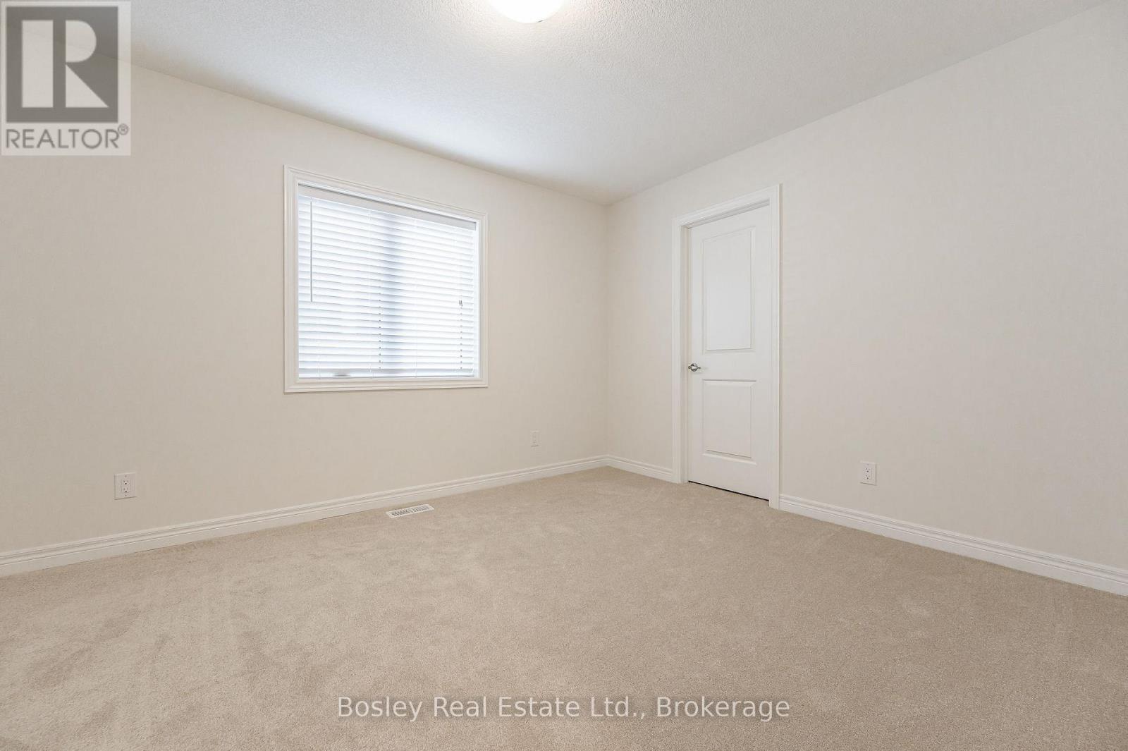 117 Haldimand Street Property Photo 32
