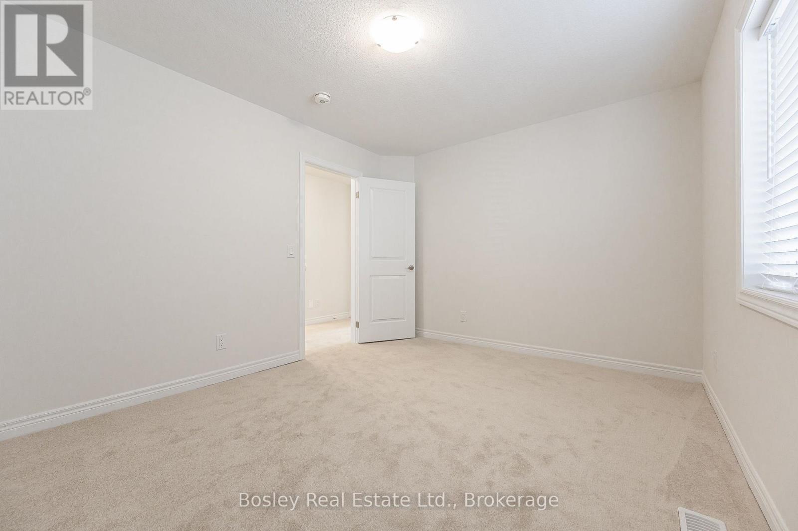 117 Haldimand Street Property Photo 33