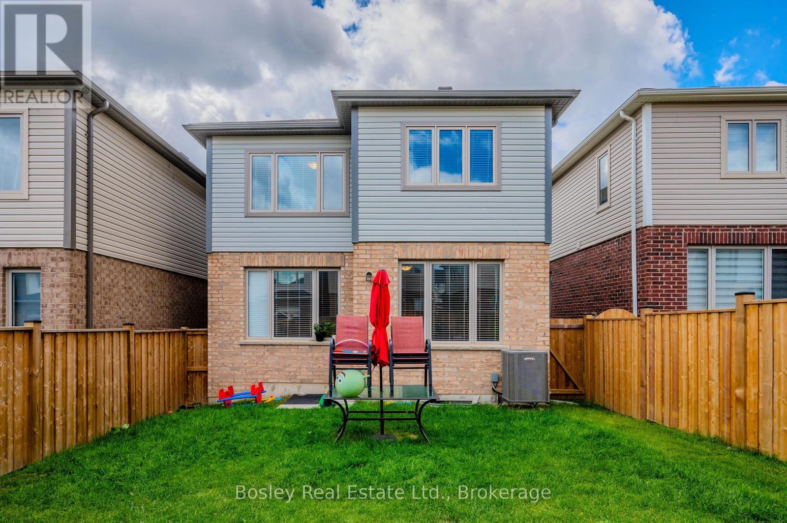 117 Haldimand Street Property Photo 42