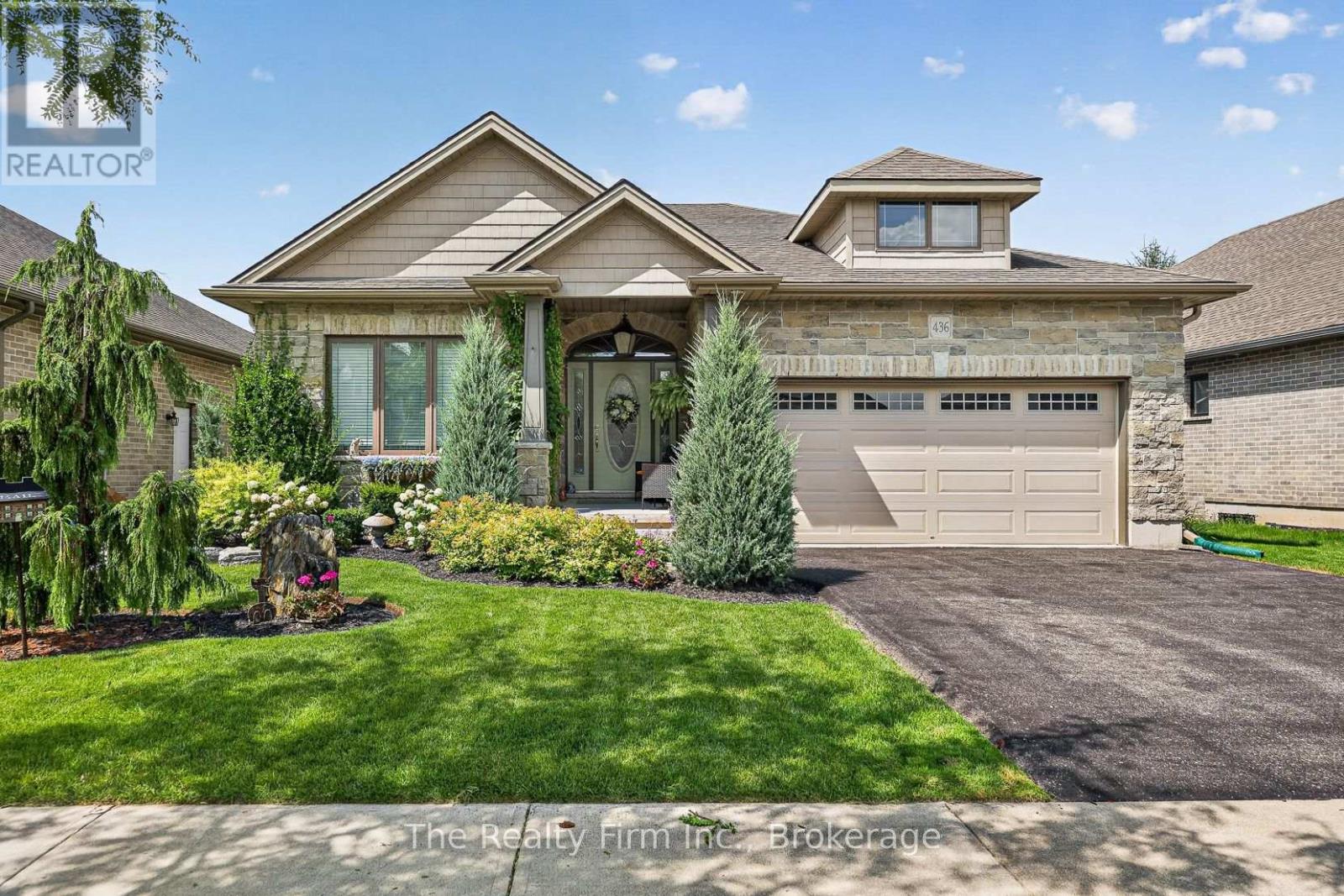 436 Fairway Road Photo de la propriété 1