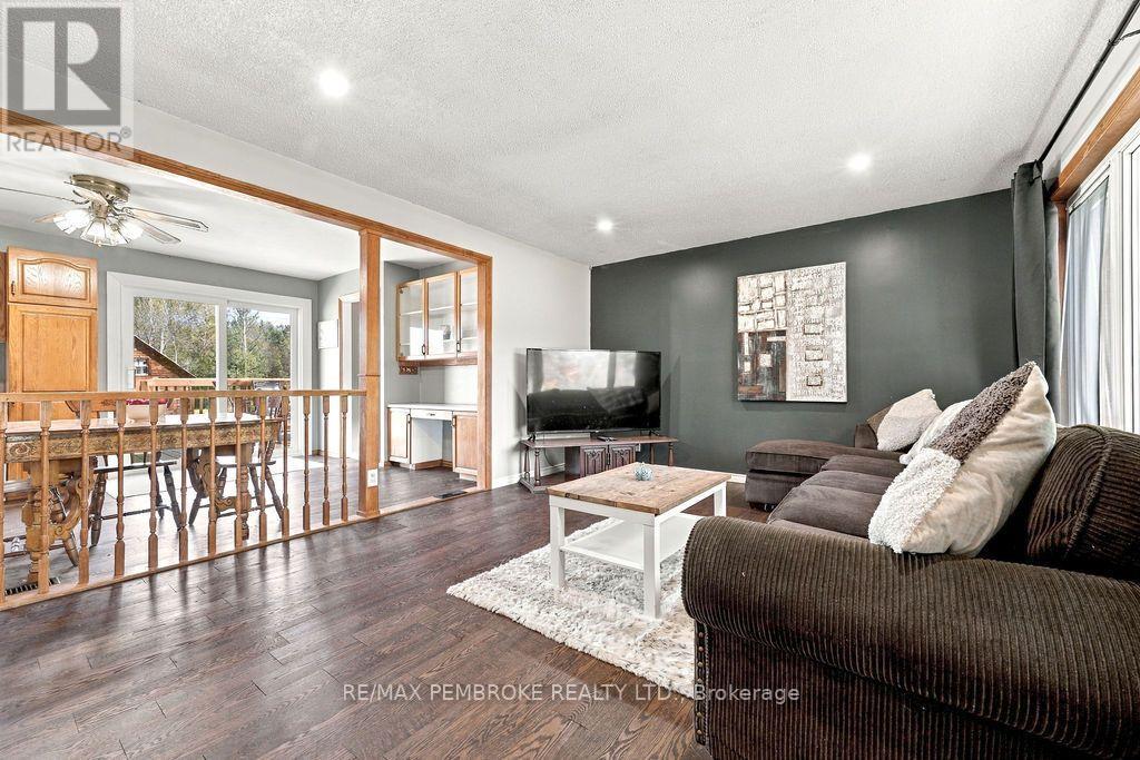 37800 41 Highway Property Photo 12