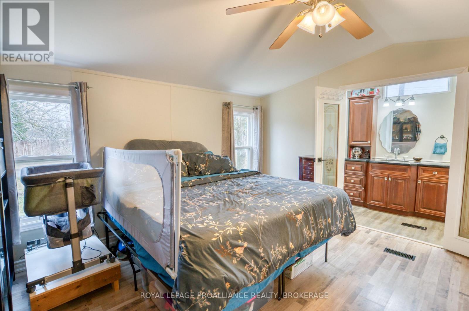 1 Taylor Street Property Photo 23