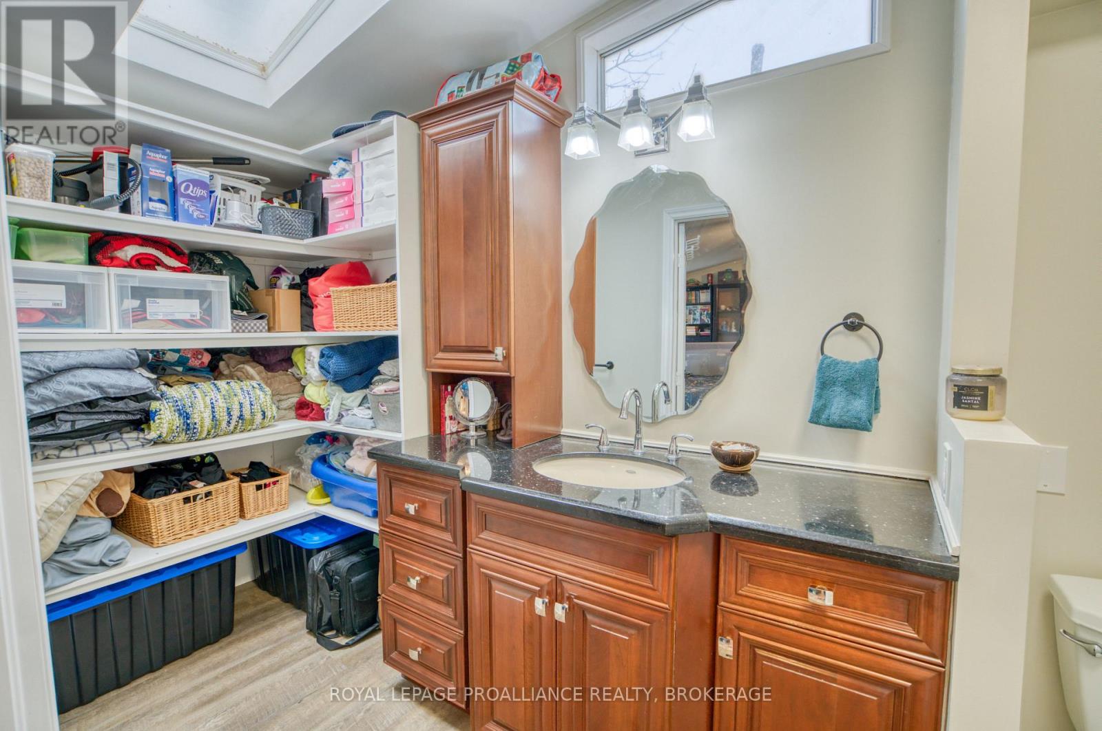 1 Taylor Street Property Photo 25